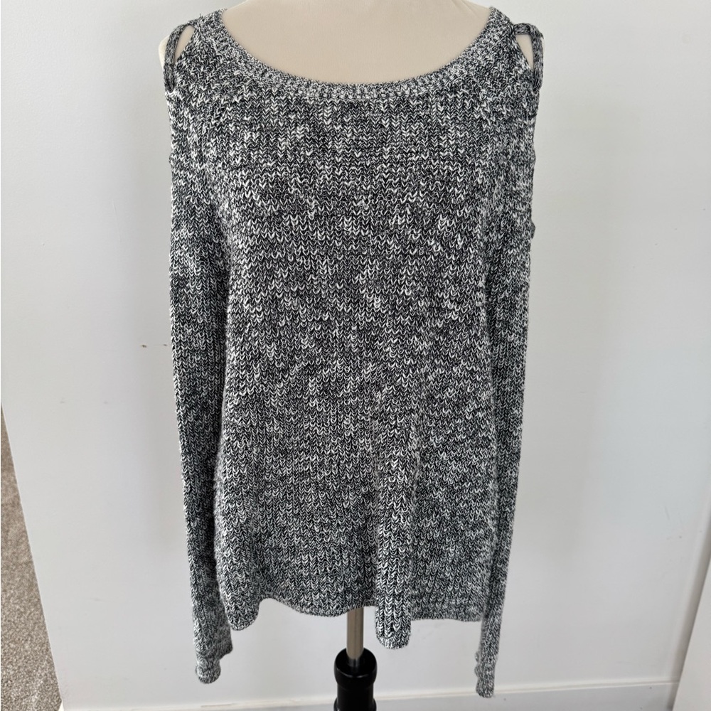 Express Gray Crew Neck Sweater with Relaxed Fit and Detailed Sleeves